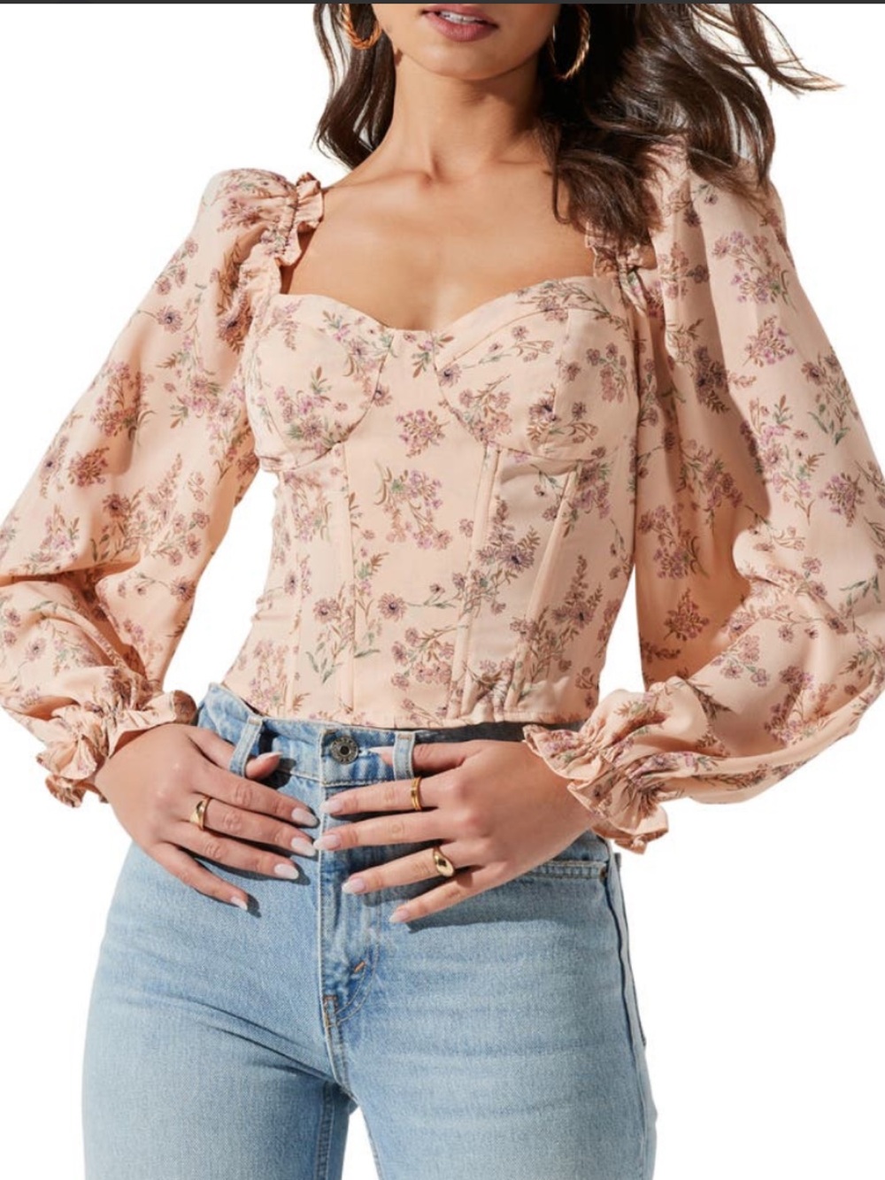 NWT ASTR the Label Pink Multi Floral Long Sleeve Sweetheart Neck Blouse L